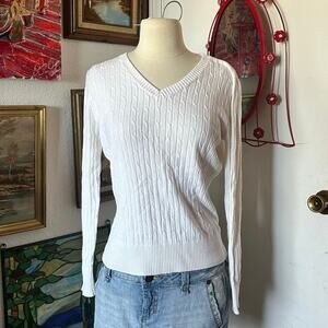 merona white knit long sleeve sweater